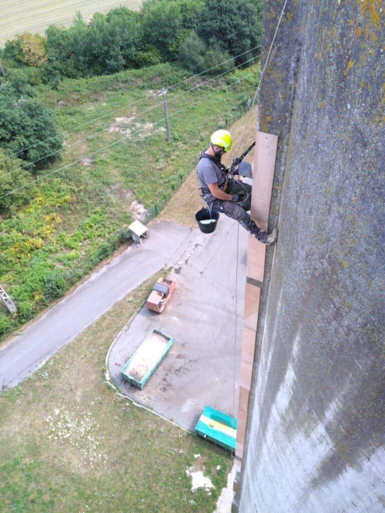 Eclat beton. Concarneau 2 - Brest Quimper